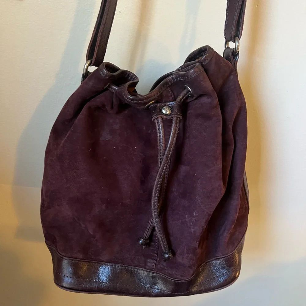 Patricia Nash Leather Melrose Plum Bucket Drawstring Handbag - Picture 2 of 9